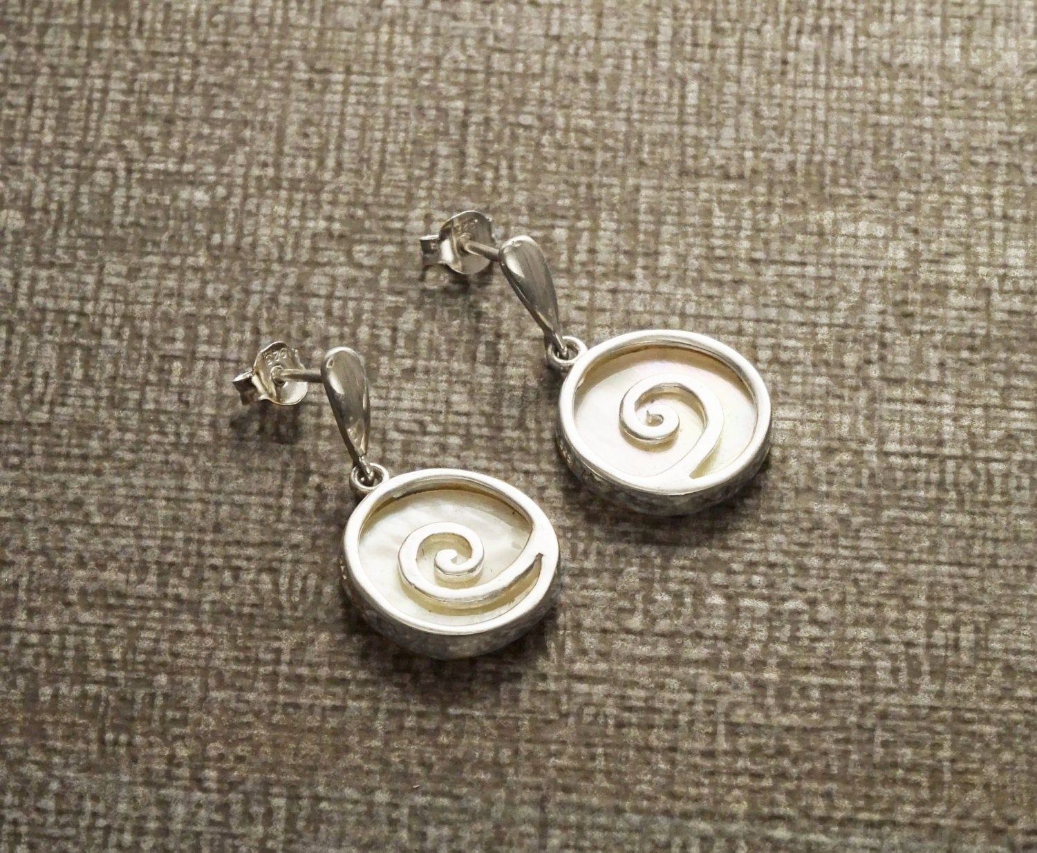 White Round earrings Sterling Silver- Spiral Dangle Earrings - Mother of Pearl Shell Jewelry - Modern Stone Earrings