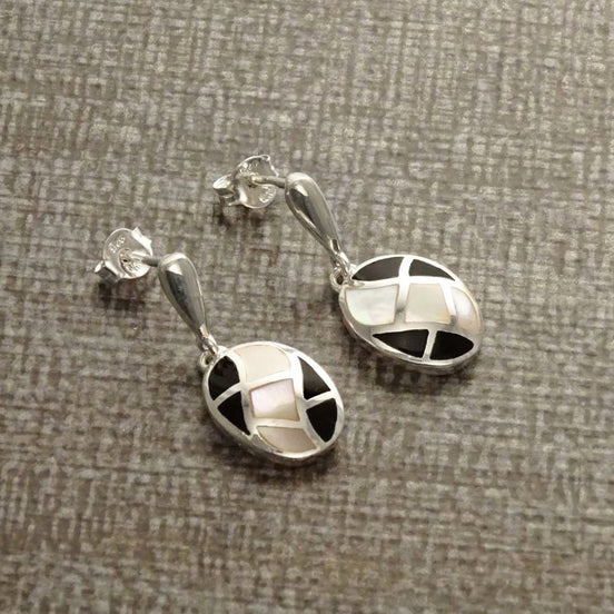 Black Oval Earrings, Sterling Silver, Black and White Bicolor Onyx Stone Mother of Pearl Shell, Modern Geometric Waves Checkered Jewelry