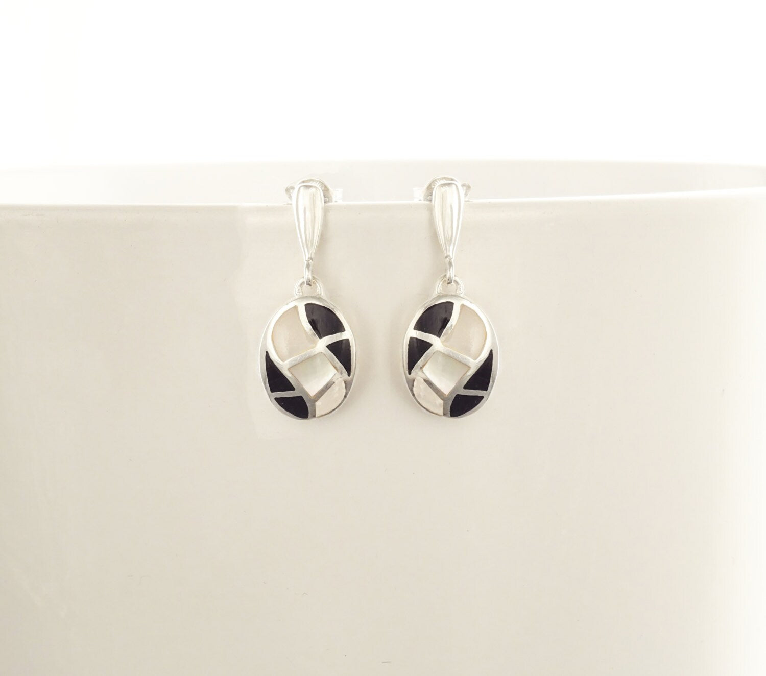 Onyx Earrings Set, Sterling Silver, Bicolor Black Stones Oval Mosaic White Mother of Pearl Shell, Modern Geometric Stone Checkered Jewelry