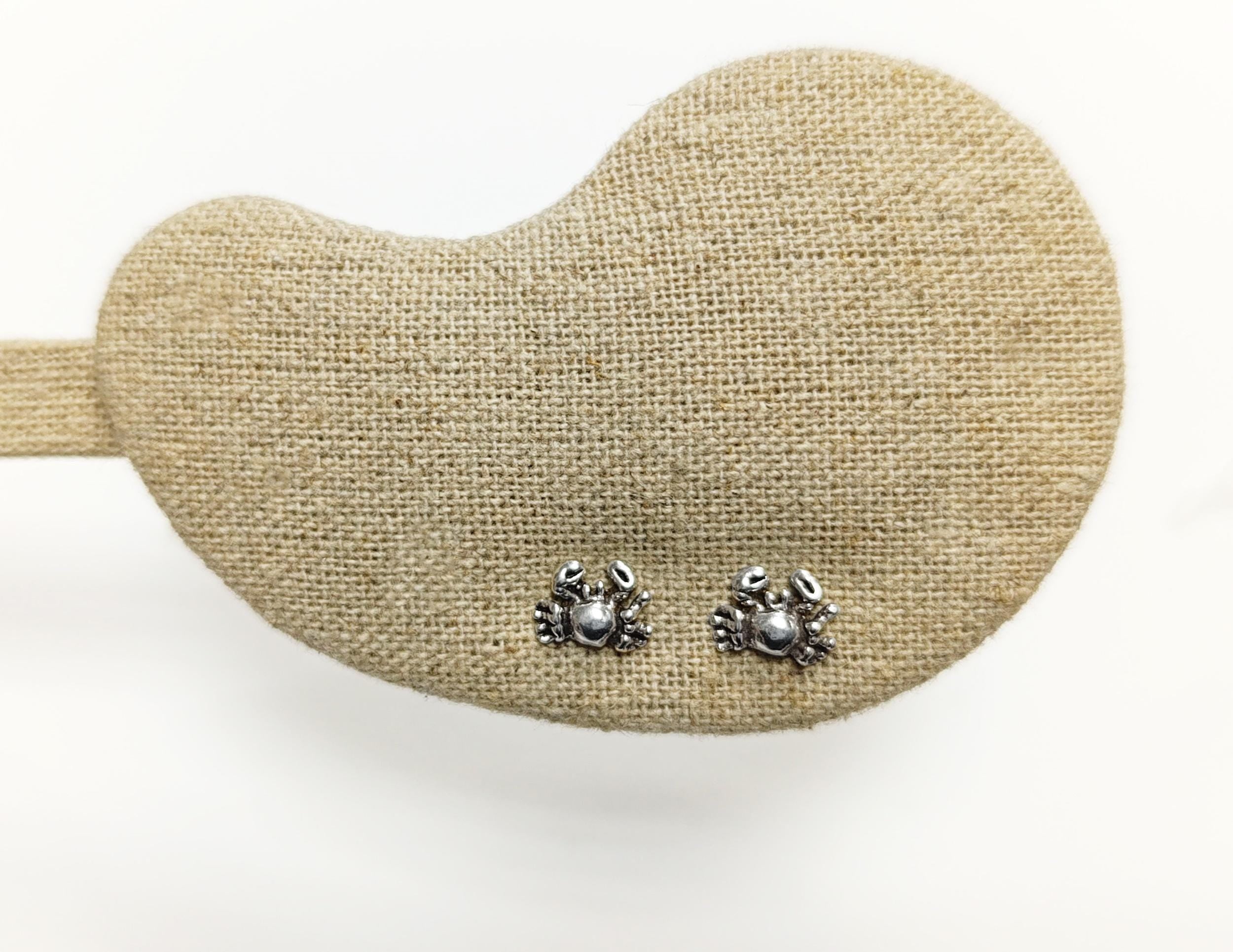 Crab Stud Earrings - Sterling Silver- 3D Crab - Seaside Memories - Sea Earrings - Ocean - Cute, Fun, Whimsical and Pretty Jewelry