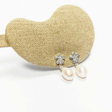 10mm White Shell Pearl Flower Earrings, Sterling Silver 925, Handmade Jewelry