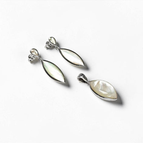 White Shell Dangle Earrings, Sterling Silver, Mother of Pearl, Pending Earrings Pendant Set, Modern Oval Stone Jewelry,