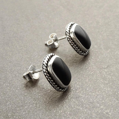 Onyx Stud Earrings - Sterling Silver Earrings - Onyx Jewelry - Oxidized Earrings - Square shape Earrings - Vintage Earrings
