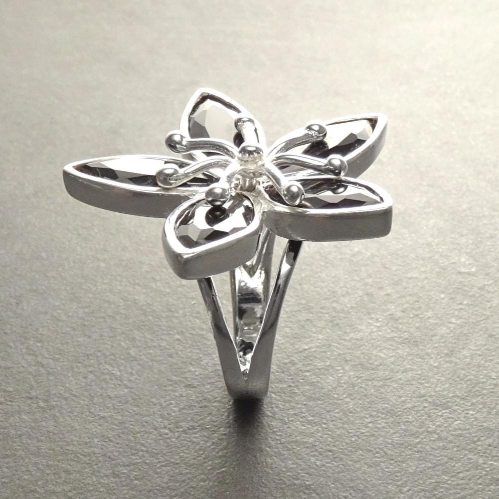 925 Black Flower Ring, Sterling Silver, Women Silver Ring, Nature Inspiring Ring, Hibiscus Ring, Big Flower Ring, Statement Ring,