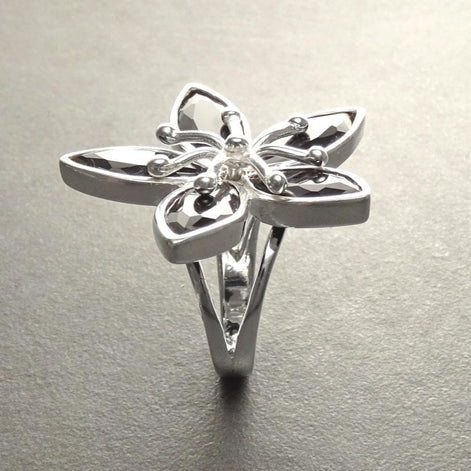 925 Black Flower Ring, Sterling Silver, Women Silver Ring, Nature Inspiring Ring, Hibiscus Ring, Big Flower Ring, Statement Ring,