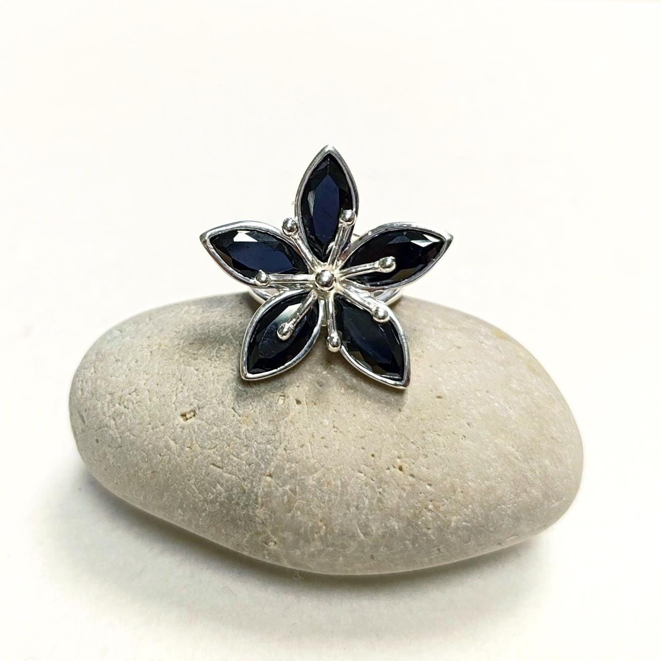925 Black Flower Ring, Sterling Silver, Women Silver Ring, Nature Inspiring Ring, Hibiscus Ring, Big Flower Ring, Statement Ring,