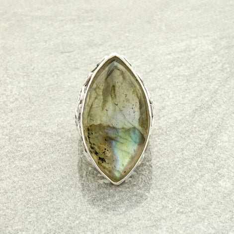Labradorite Filigree Ring - Sterling Silver Ring - Green Labradorite ring - Filigree Ring - Boho chic ring - Unique Ring - Statement Ring