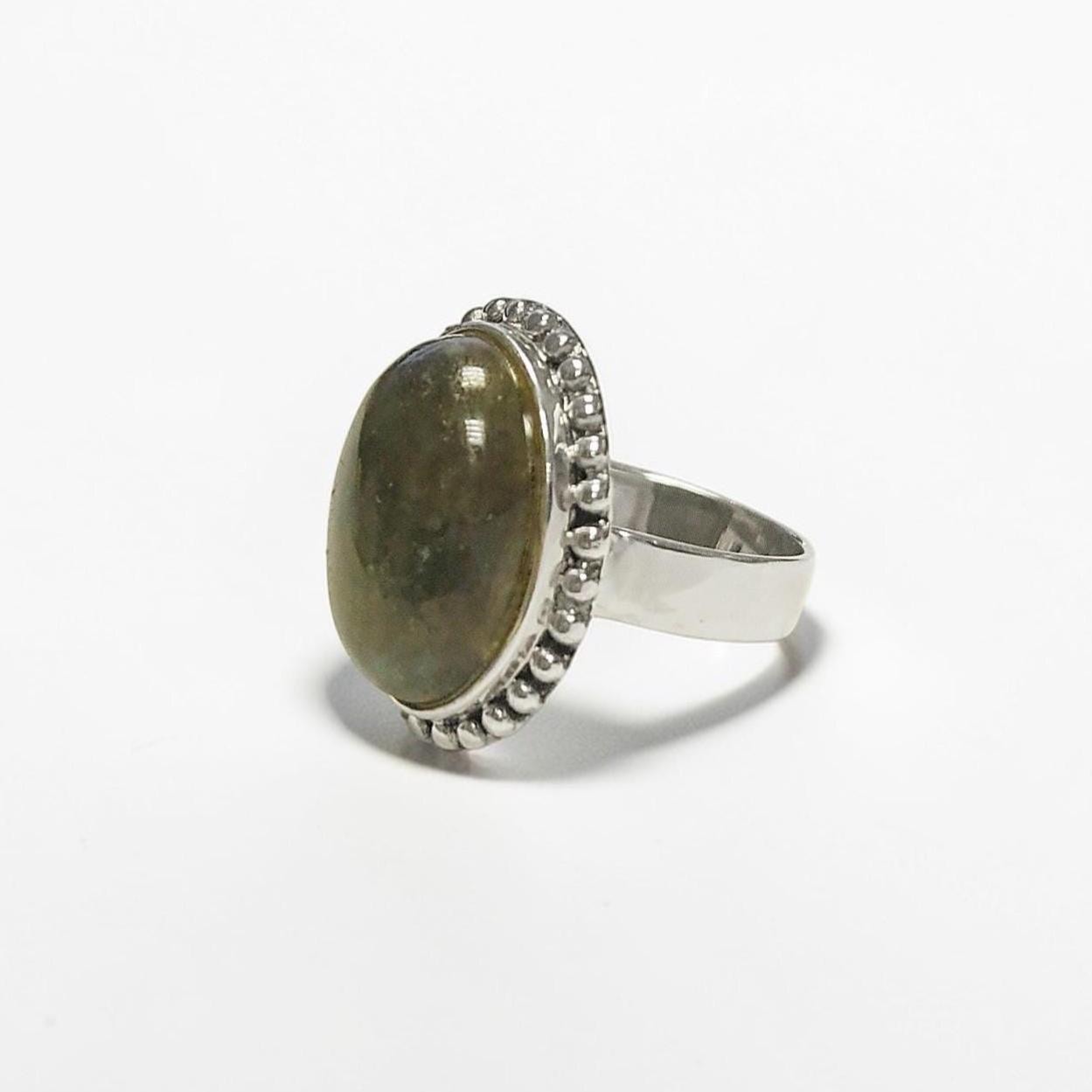 NATURAL Labradorite Ring, 925 Sterling Silver, Oval Green Stone Jewelry, Domed Oval Ring, Vintage Boho Antique Rope Design Gift