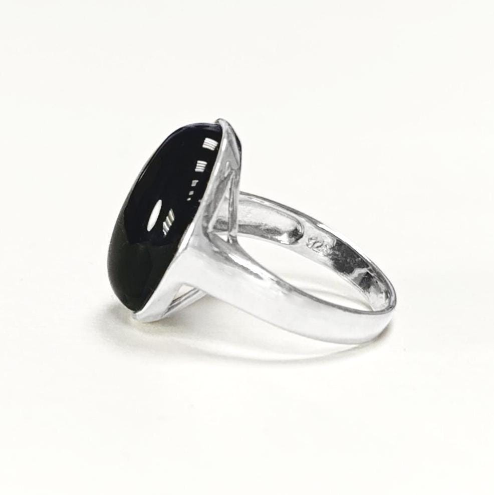 Onyx ring 925 sterling silver, natural black onyx gemstone, designer oval stone ring, modern minimalist, birthstone jewelry