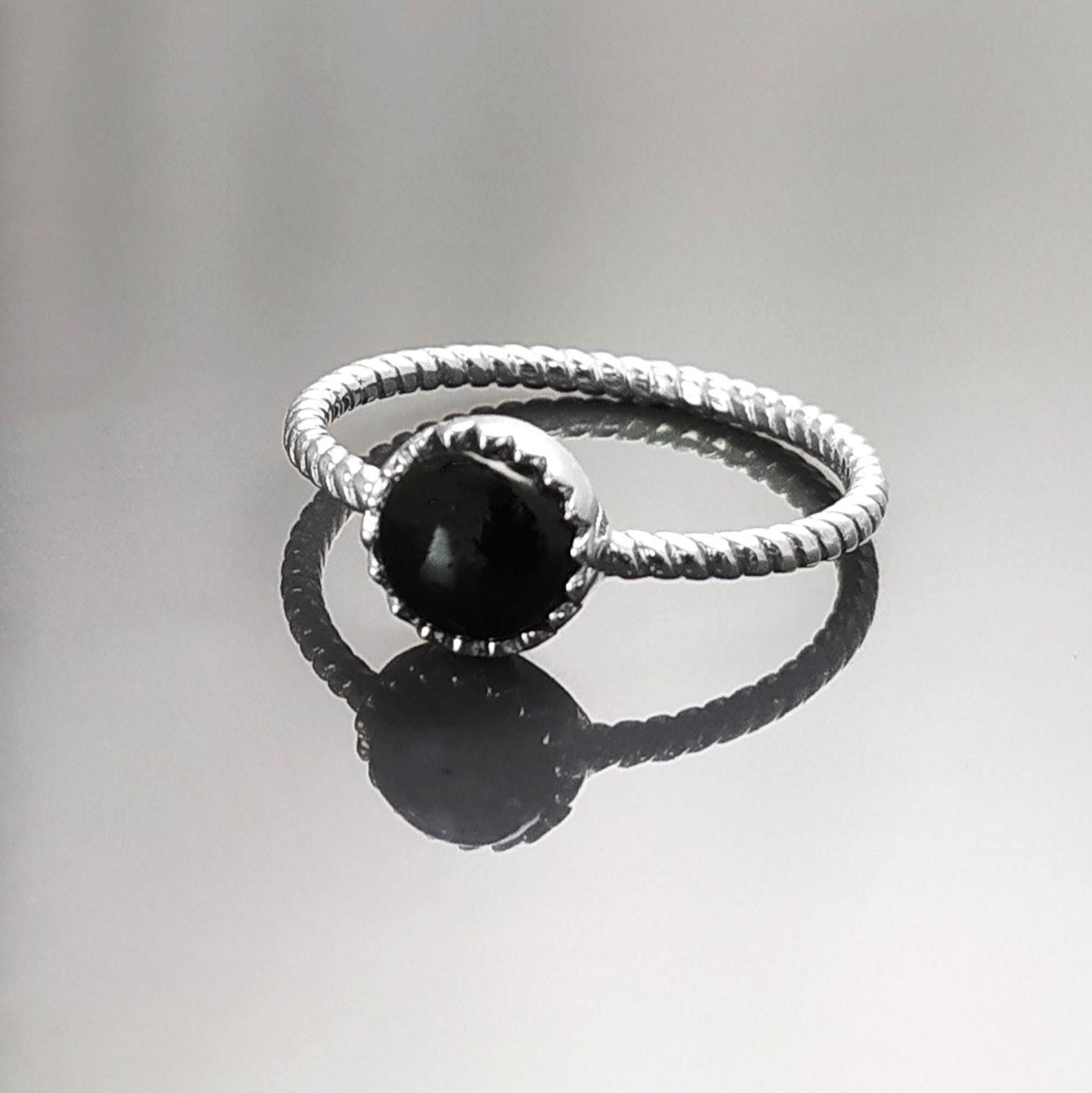 925 Black Round Ring , Sterling Silver, Genuine Black Onyx Domed Stone, Boho Braided Band Ring, Minimalist Everyday Style jewelry