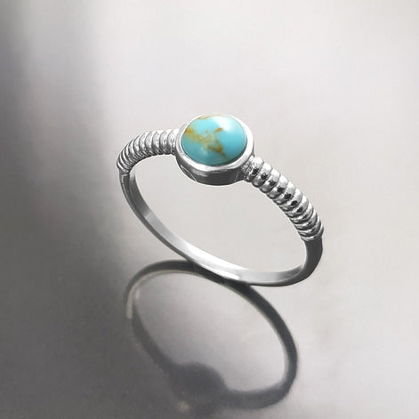925 Sterling Silver Turquoise 5mm Ring, Modern Braided Band, Chic Casual Jewelry, Small Stone Ring