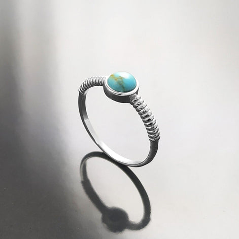 925 Sterling Silver Turquoise 5mm Ring, Modern Braided Band, Chic Casual Jewelry, Small Stone Ring