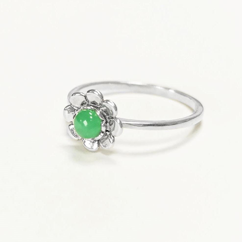 925 Jade Ring, sterling silver, natural green jade stone ring, dainty round flower ring, Pinky nature floral ring