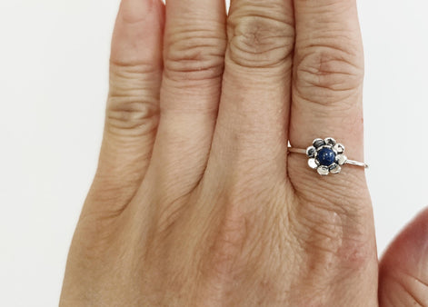 925 Lapis Flower Ring, Sterling Silver, Minimalist Blue Lapis Stone Jewelry, Small Round Lapis Stone Ring, September Birthstone,
