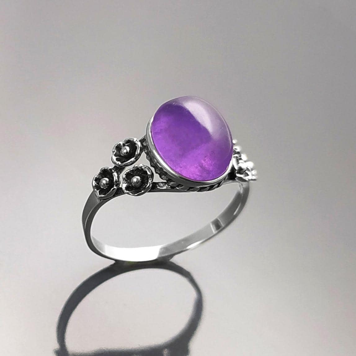 Amethyst Oval Ring, Sterling Silver, Boho Studded Band, Natural Purple Gemstone