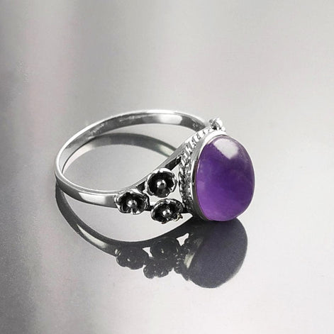 Amethyst Oval Ring, Sterling Silver, Boho Studded Band, Natural Purple Gemstone