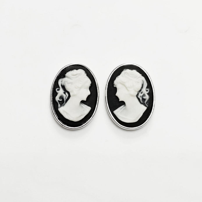 Cameo Earrings - Sterling Silver black and white oval resin stone - woman face portrait cameo - Vintage Victorian Jewelry - Studs Earrings