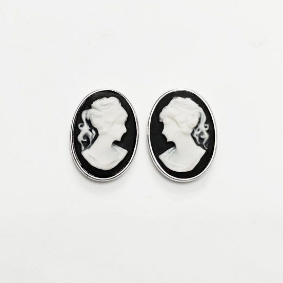 Cameo Earrings - Sterling Silver black and white oval resin stone - woman face portrait cameo - Vintage Victorian Jewelry - Studs Earrings