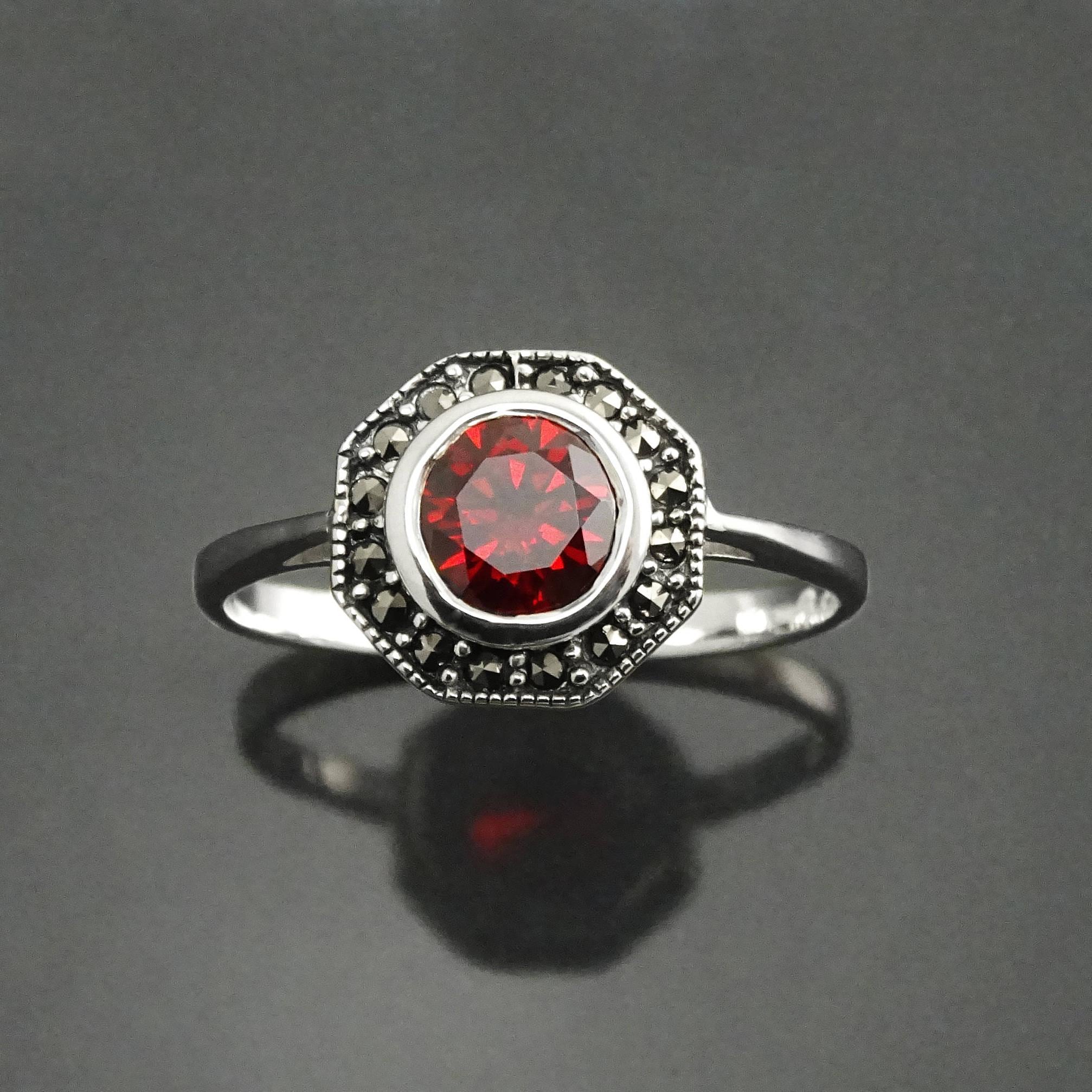 Vintage Red Ring, Sterling Silver, Octagonal Marcasite Stones Ring, Garnet Color Stone (Cz), Dainty Retro Red Stone Rings, Medieval Jewelry