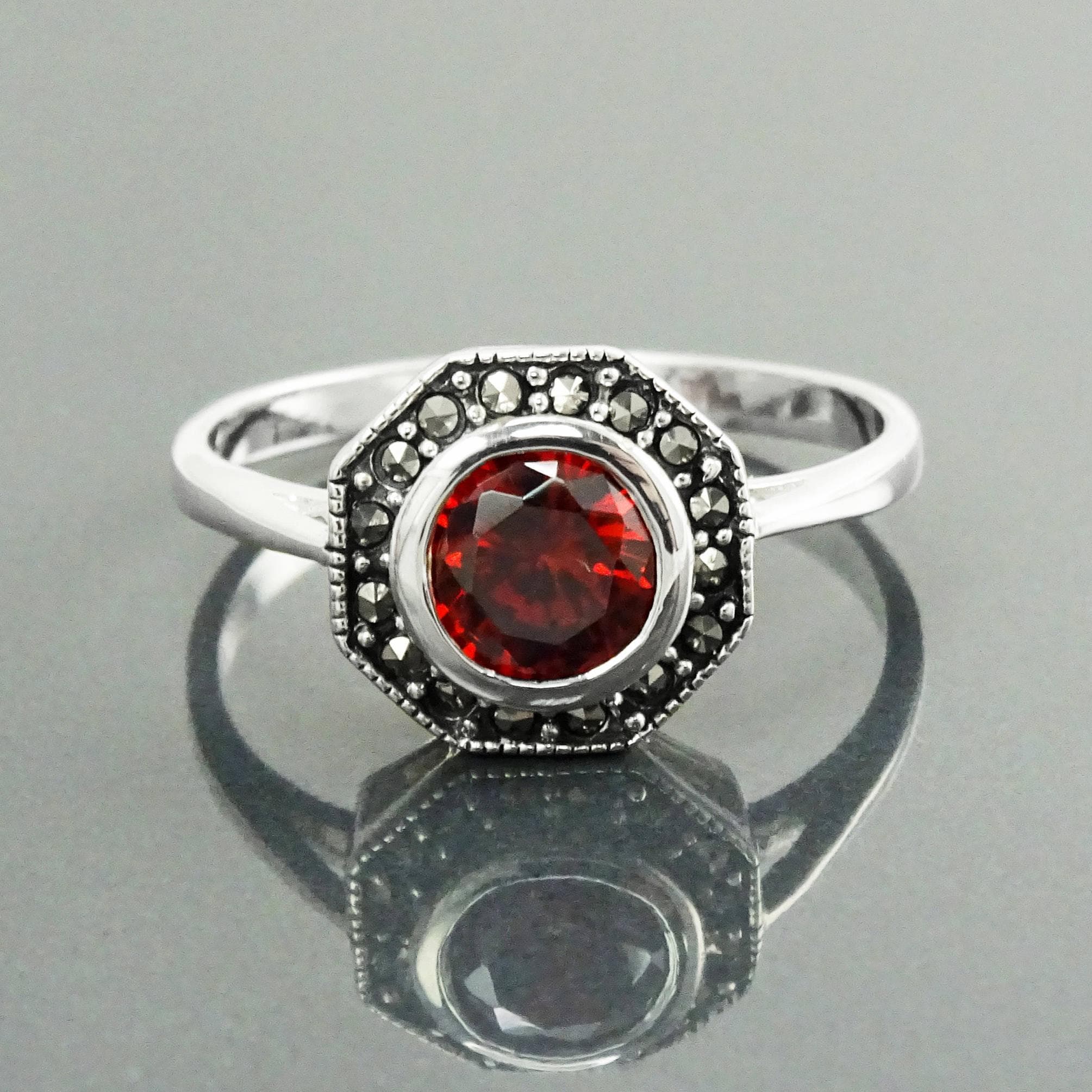 Vintage Red Ring, Sterling Silver, Octagonal Marcasite Stones Ring, Garnet Color Stone (Cz), Dainty Retro Red Stone Rings, Medieval Jewelry