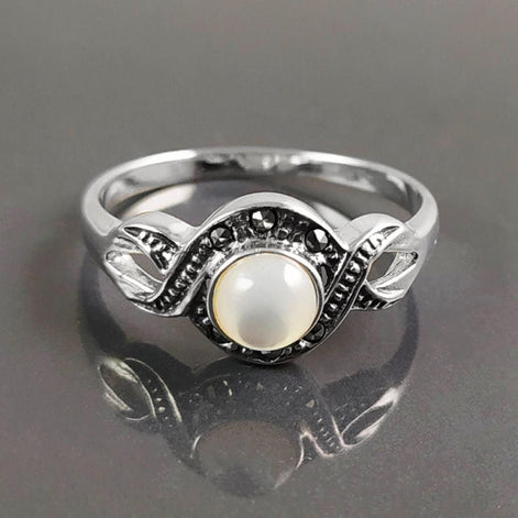 Retro Shell Ring, Sterling Silver, Waves Infinity Art Deco Marcasites Ring, Round Real Mother of Pearl, Antique Retro Inspired Stone Jewelry