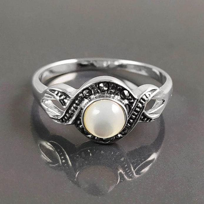 Retro Shell Ring, Sterling Silver, Waves Infinity Art Deco Marcasites Ring, Round Real Mother of Pearl, Antique Retro Inspired Stone Jewelry