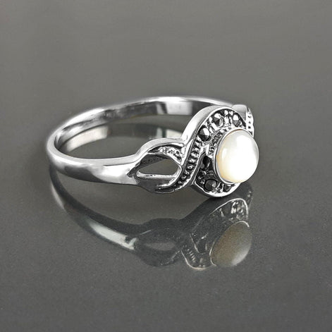 Retro Shell Ring, Sterling Silver, Waves Infinity Art Deco Marcasites Ring, Round Real Mother of Pearl, Antique Retro Inspired Stone Jewelry