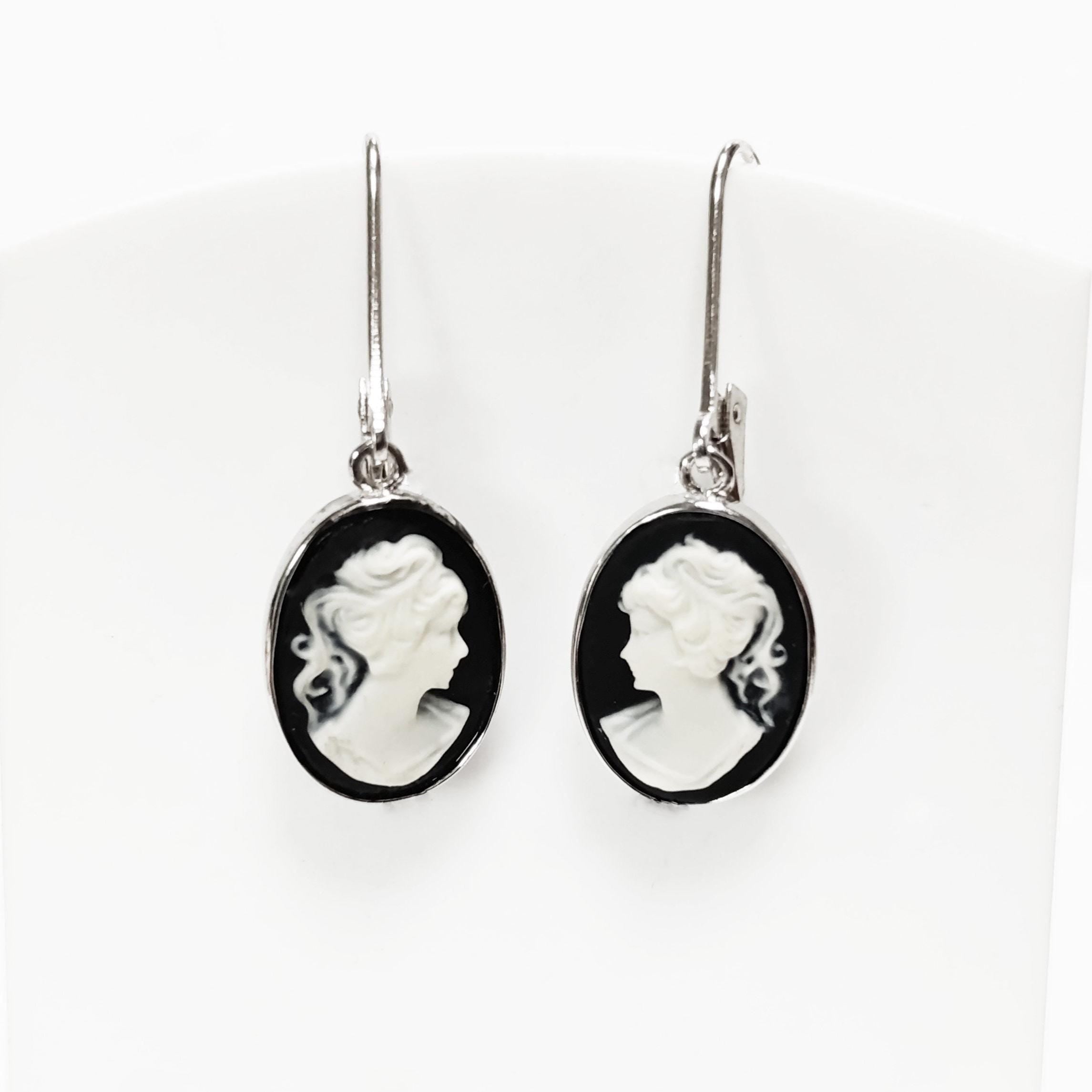 Cameo Earrings, Sterling Silver Black and white oval resin stone, woman face portrait cameo, Vintage Victorian Jewelry, Lever back Earrings