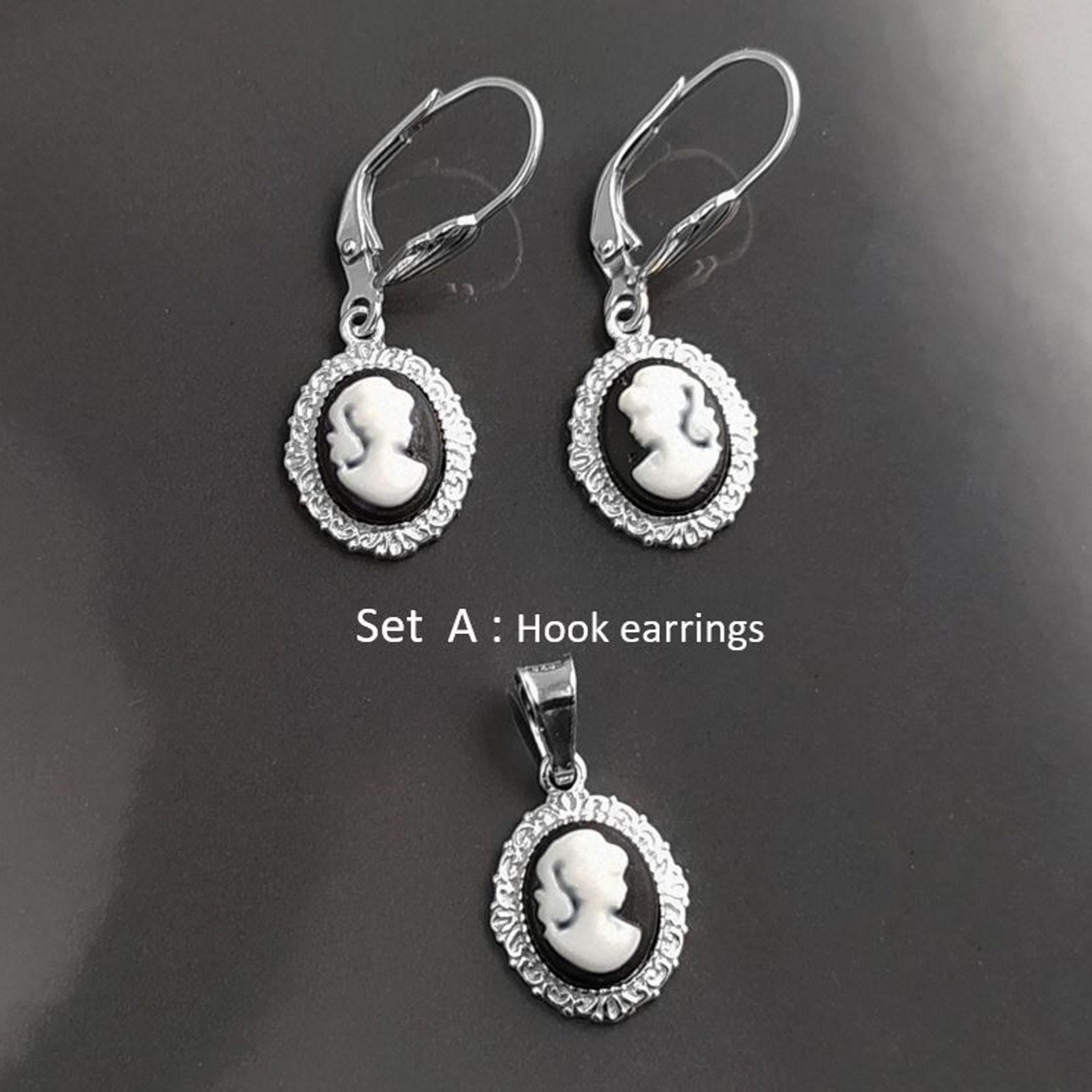 Cameo Pendant, Sterling Silver Black and white Resin stone Cameo, Vintage Victorian Jewelry, Small Cameo Charm, Small Antique Style Jewel