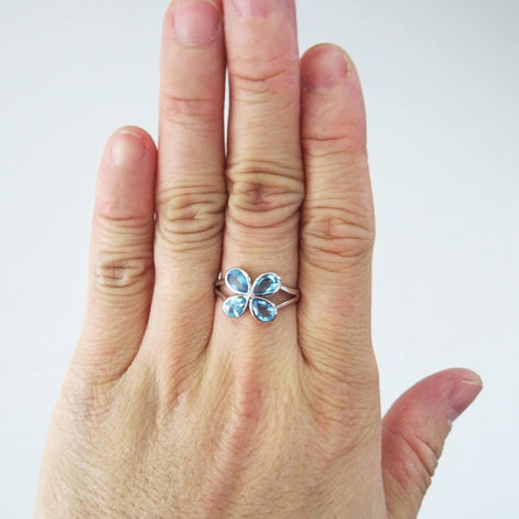 925 Aquamarine Blue cz Flower Ring, Sterling Silver, Minimalist Stone Jewelry, Modern BLUE CZ ring