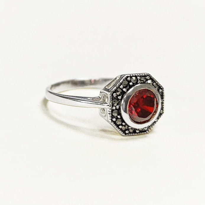 Vintage Red Ring, Sterling Silver, Octagonal Marcasite Stones Ring, Garnet Color Stone (Cz), Dainty Retro Red Stone Rings, Medieval Jewelry