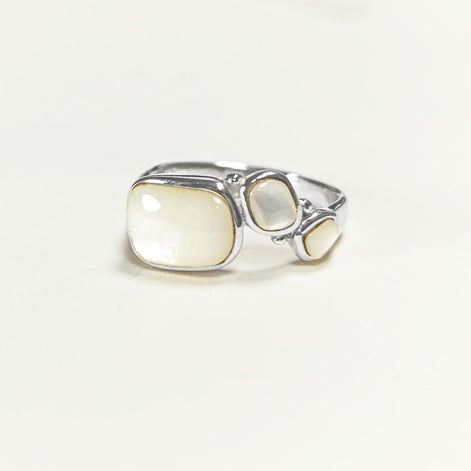 Sterling Silver Mother of Pearl 925 Ring, Modern MOP Band Jewelry, 3 White Shell Ring