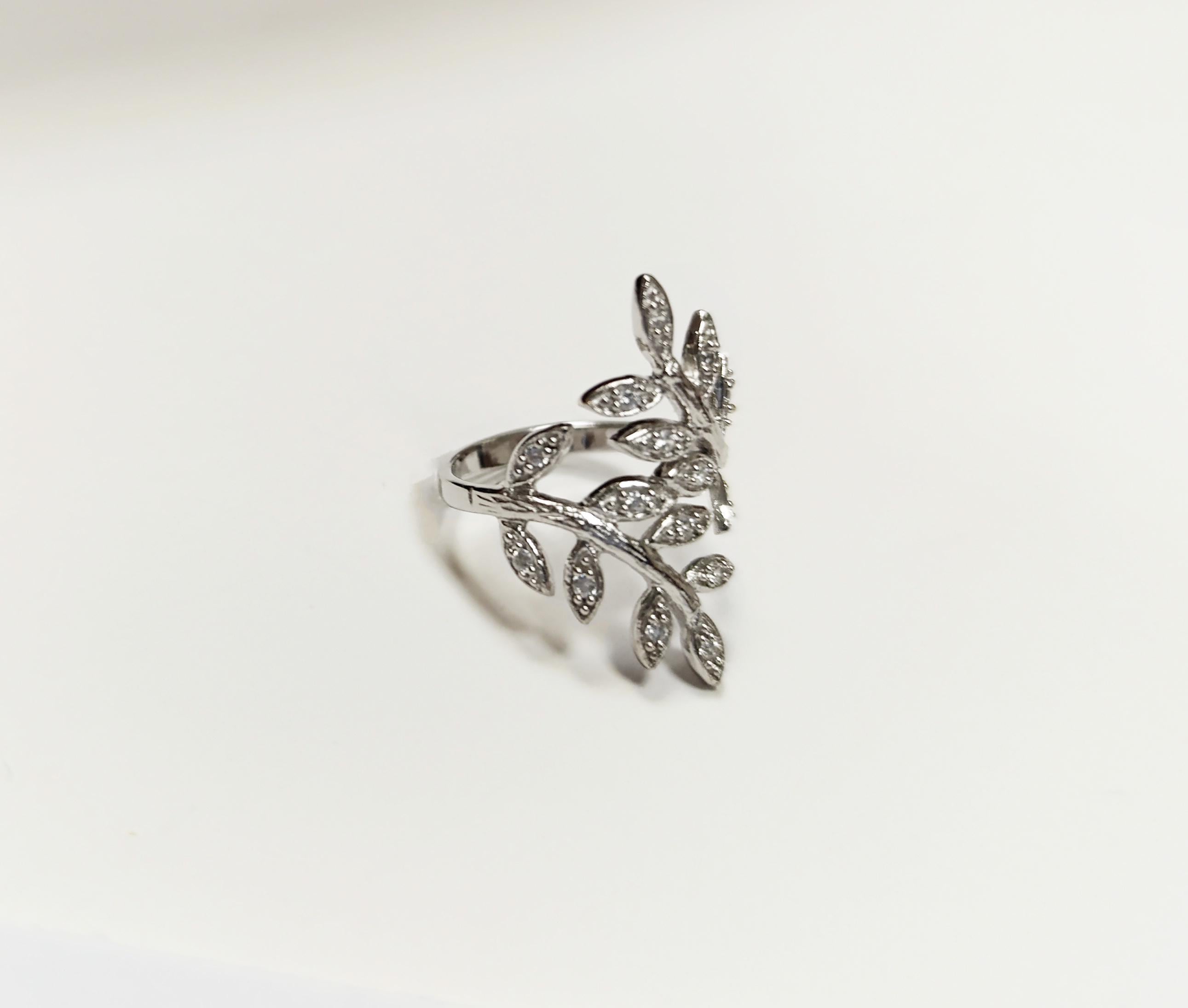 Sterling Silver Laurel Leaf Ring, Nature Inspired Plant Jewelry, Graduation Laurel Wreath Prize Award