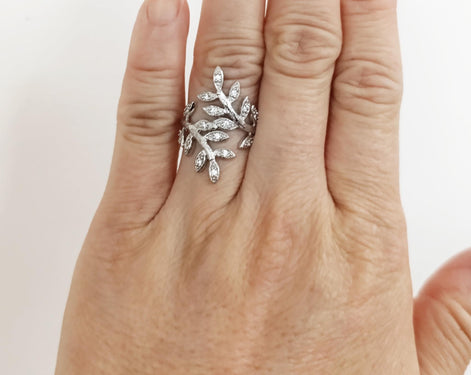 Sterling Silver Laurel Leaf Ring, Nature Inspired Plant Jewelry, Graduation Laurel Wreath Prize Award