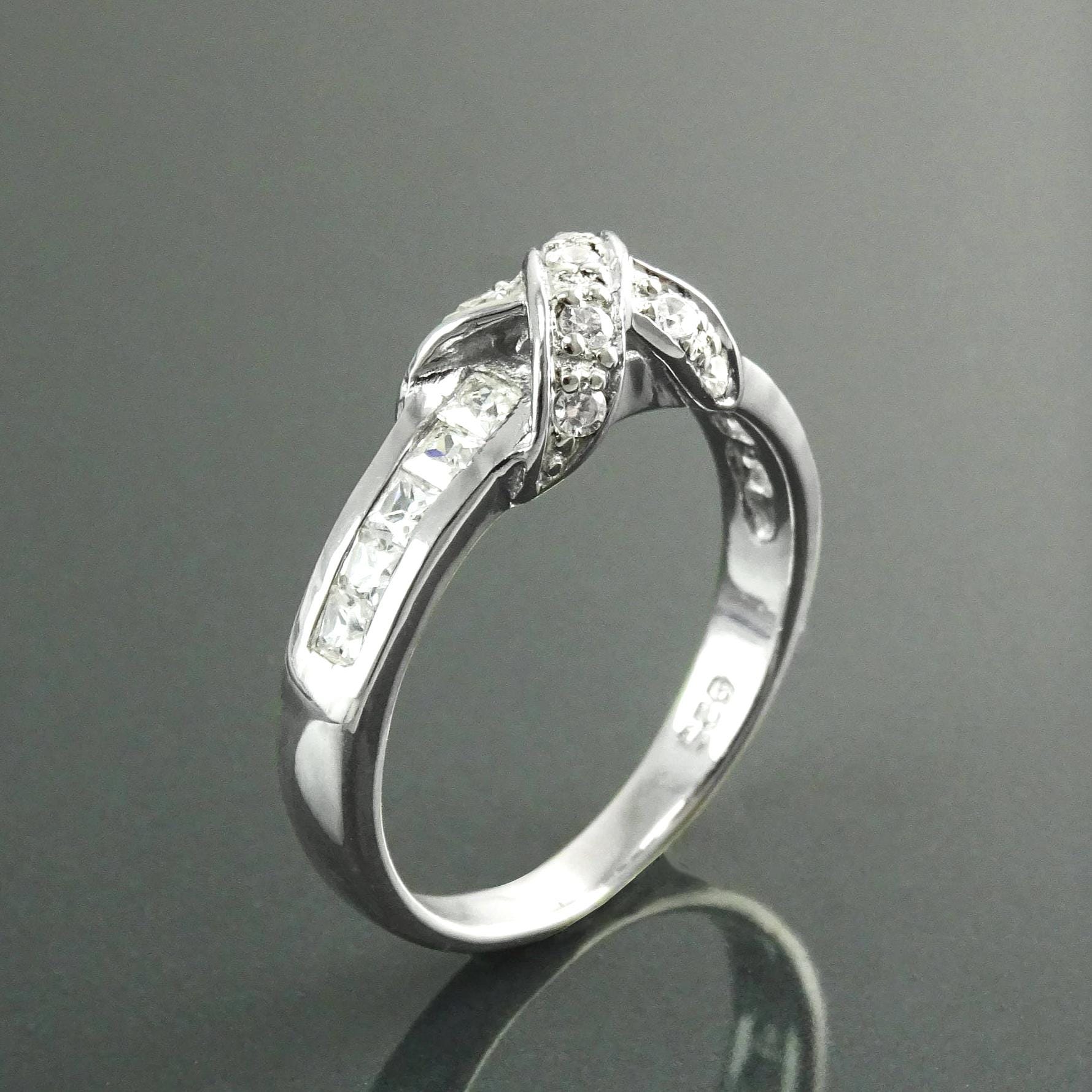 925 Sterling Silver CZ Crossing Ring, Infinity Node Band, Vintage Style Classic Ring