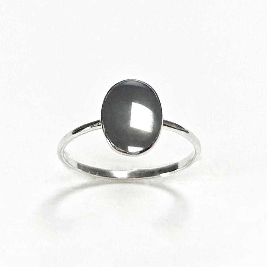 Oval Gray Ring Sterling Silver 925, Ring with Flat Oval Stone, Genuine Hematite Gemstone, Small Everyday Ring, Modern Ring, Minimalist Ring