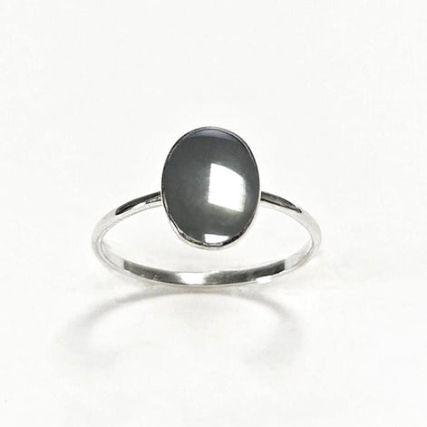 Oval Gray Ring Sterling Silver 925, Ring with Flat Oval Stone, Genuine Hematite Gemstone, Small Everyday Ring, Modern Ring, Minimalist Ring
