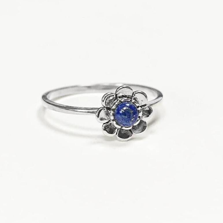 925 Lapis Flower Ring, Sterling Silver, Minimalist Blue Lapis Stone Jewelry, Small Round Lapis Stone Ring, September Birthstone,