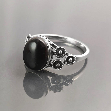 Black Boho Ring, Sterling Silver, Shiny Oval Stone, Genuine Onyx Gemstone, Jewelry, Dainty Vintage Gothic Flower Style Ring