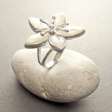 925 Cherry Blossom Ring, Sterling Silver, Wide Flowers Petals Jewelry, Nature Inspired Ring, Unique White Mother of Pearl.
