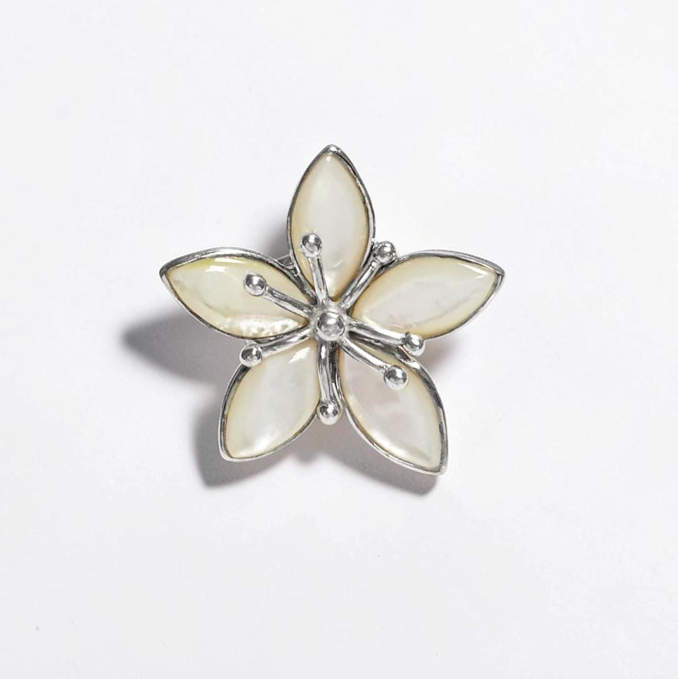 925 Cherry Blossom Ring, Sterling Silver, Wide Flowers Petals Jewelry, Nature Inspired Ring, Unique White Mother of Pearl.