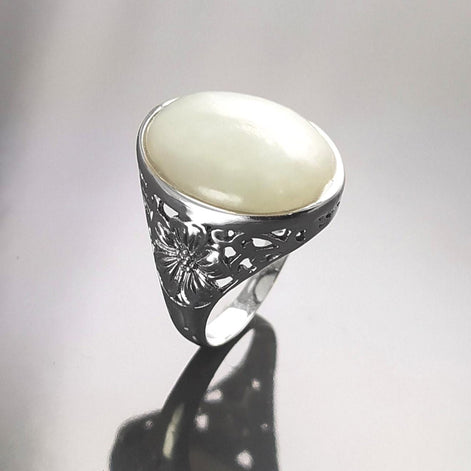 925 Green Jade Sterling Silver Ring, Vintage Filigree Design, Fantasy Silver Jewelry, Light Green Jade Stone Ring