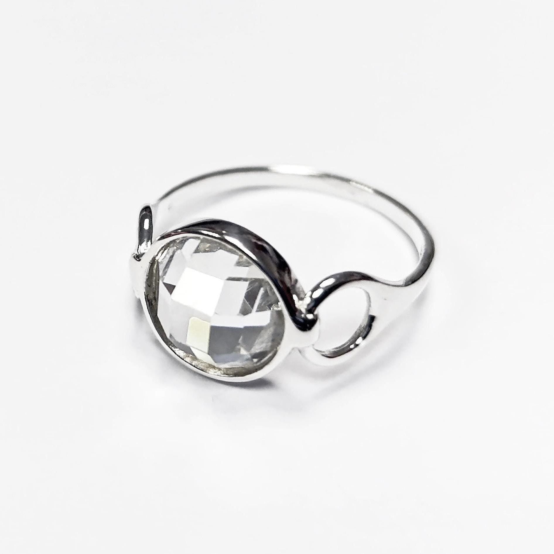 925 Ring Sterling Silver, Original Round Stone Ring, Lab Diamonds simulant (CZ), Round modern Ring, Bridal Ring, Unique Setting Ring