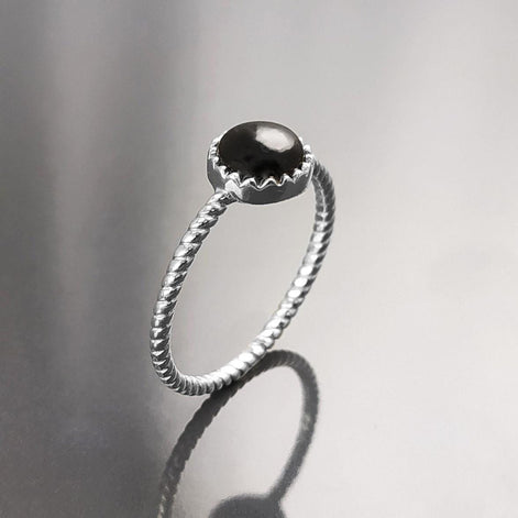 925 Black Round Ring , Sterling Silver, Genuine Black Onyx Domed Stone, Boho Braided Band Ring, Minimalist Everyday Style jewelry