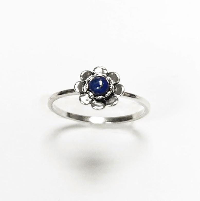 925 Lapis Flower Ring, Sterling Silver, Minimalist Blue Lapis Stone Jewelry, Small Round Lapis Stone Ring, September Birthstone,