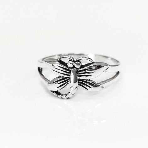 Dragonfly Ring, Sterling Silver, Boho Ring, Damselfly Ring, Flying Insect Ring, Nature Jewelry, Bugs Ring, Garden Bug ring, Dainty Jewelry