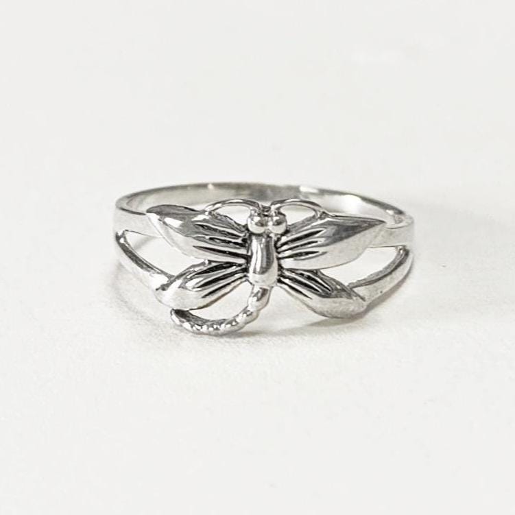 Dragonfly Ring, Sterling Silver, Boho Ring, Damselfly Ring, Flying Insect Ring, Nature Jewelry, Bugs Ring, Garden Bug ring, Dainty Jewelry