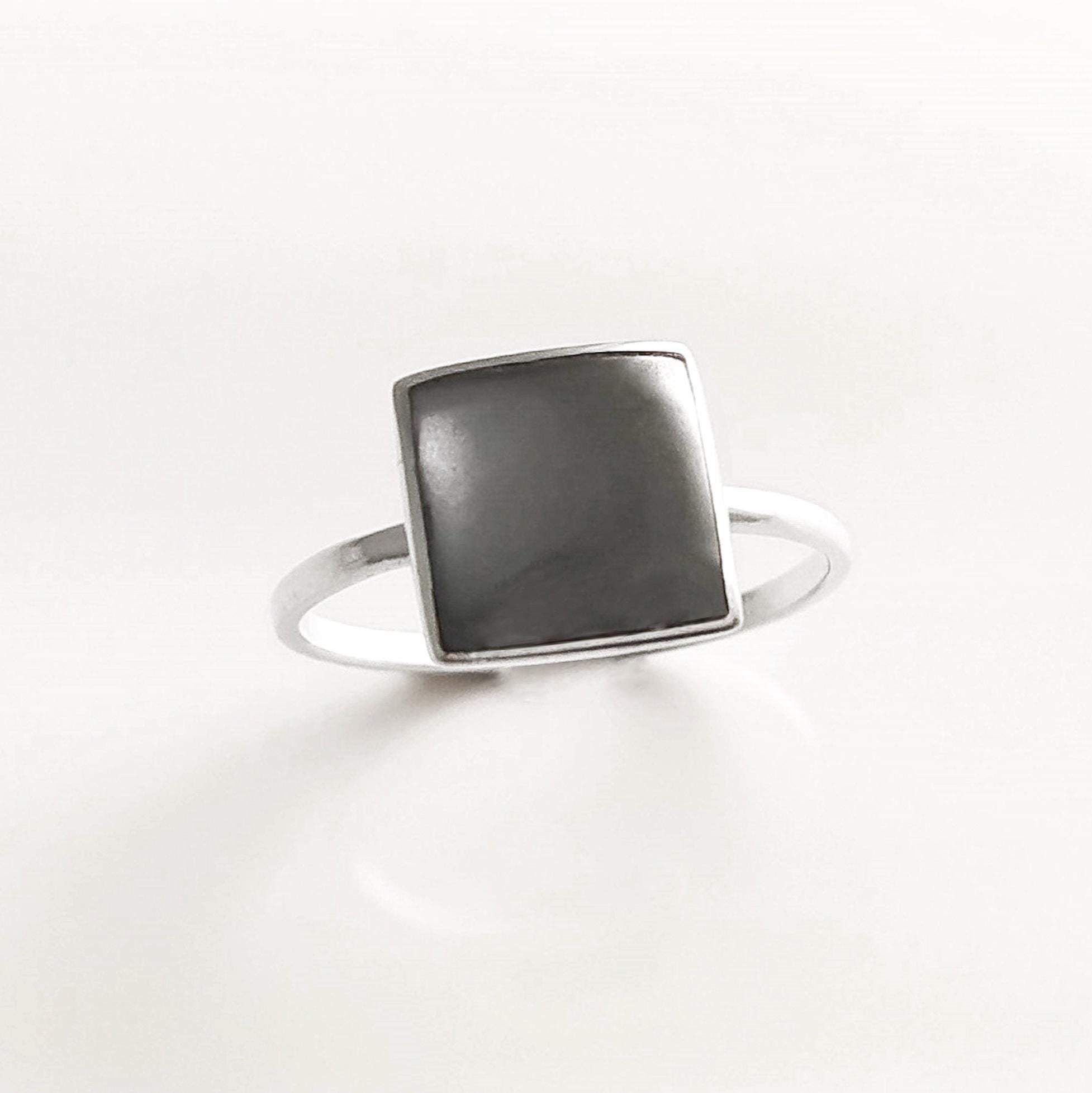 HEMATITE Gray Square Ring, 925 Sterling Silver, Genuine Grey Hematite Stone, Minimalist Ring, Geometric and Design Ring, Dainty Ring.