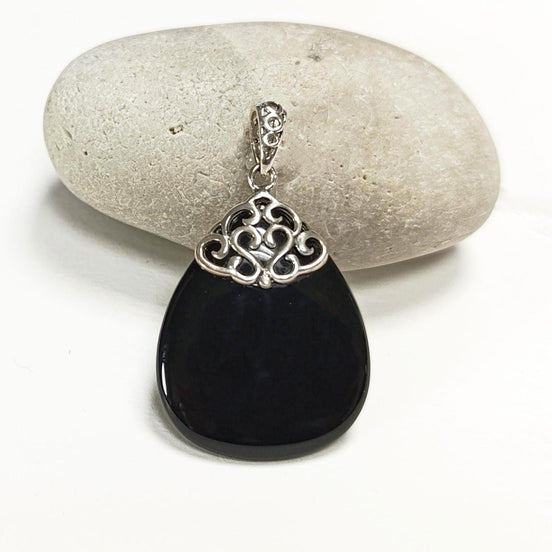 Black Stone Pendant, Sterling Silver, Onyx Oval Stone, Vintage Filigree Necklace, Teardrop Stone, Boho Jewelry, Antique Charm Necklace