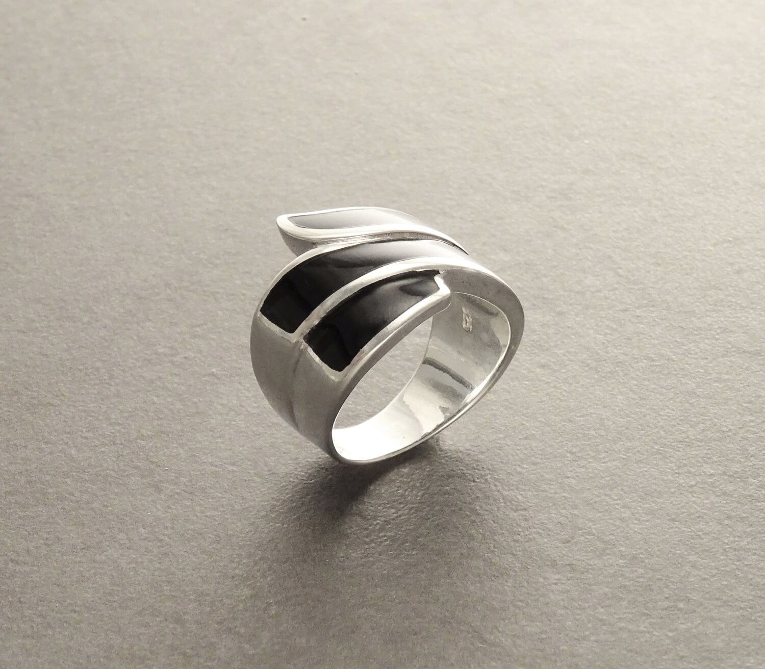 Infinity Ring 925 Silver Wide Black Onyx Wave Cuff Band Women's Jewelry